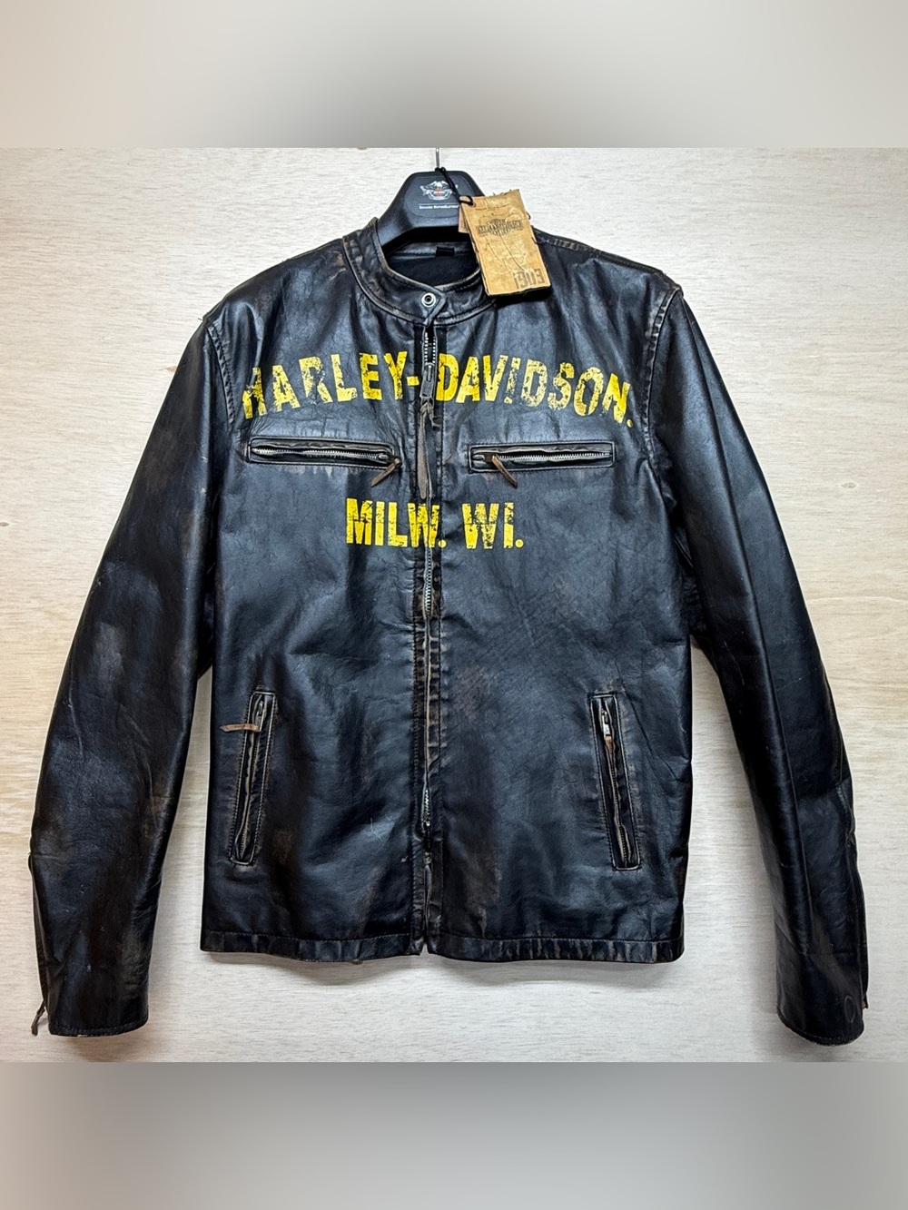 Harley-Davidson Men’s Forge Distressed Slim Fit Leather Jacket L w/tags/Hanger